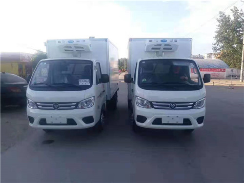  兩臺福田祥菱M1國六冷藏車發車了