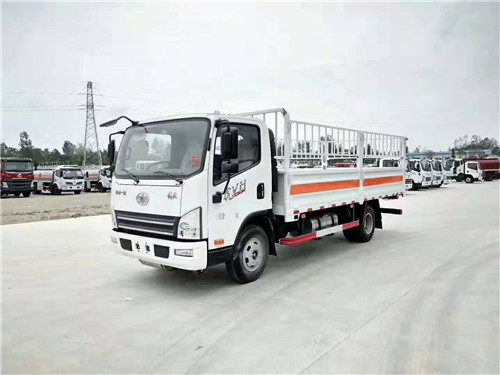 解放5米2氣瓶運輸車專業運輸液化氣瓶，氧氣瓶，乙炔氣瓶，氫氣瓶等壓縮氣體鋼瓶