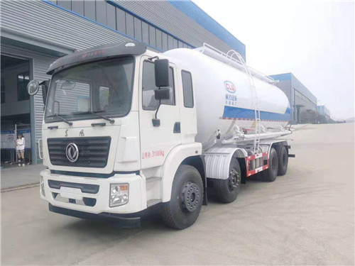 東風前四后八輕量化粉粒物料車，可選玉柴290馬力和濰柴300馬力，適應市場需求