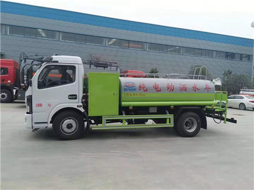 4.5噸純電動灑水車發往廣東，祝客戶生意興隆，用車愉快！