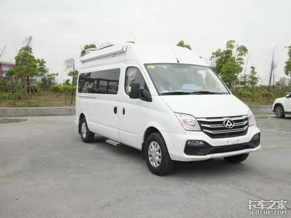 內(nèi)飾高檔！實拍定制版大通V80長軸房車