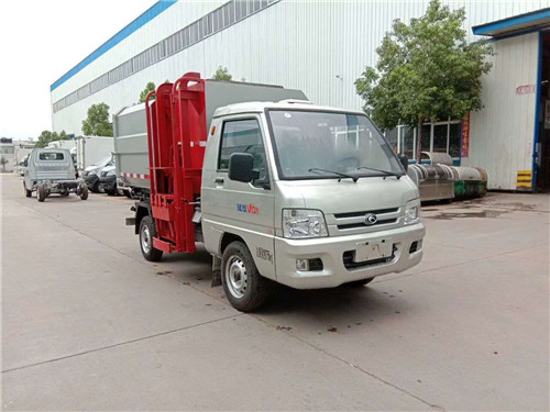 國五3方福田馭菱掛桶垃圾車最后二臺，買到就是賺到 