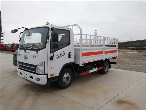 解放藍牌新規氣瓶運輸車現車配置圖片介紹