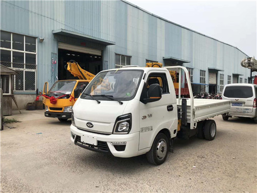 唐駿國六藍牌隨車吊,小型隨車吊 匹配1.3——1.8噸4節直臂吊機