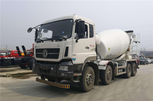 東風天龍前四后八天燃氣12-14方混凝土攪拌車