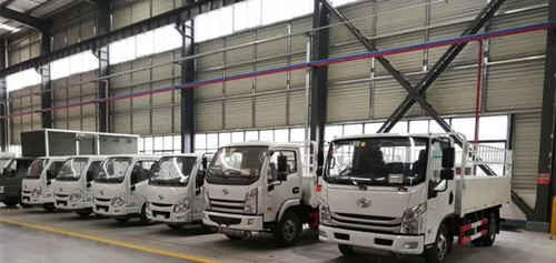 躍進(jìn)福運(yùn)S80柴油國(guó)六氣瓶運(yùn)輸車(chē)圖片展示