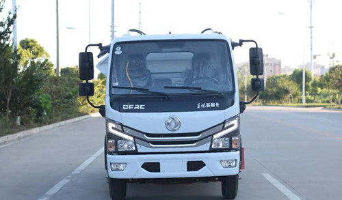 國六東風小多利卡分類自裝卸式垃圾車圖片參數介紹