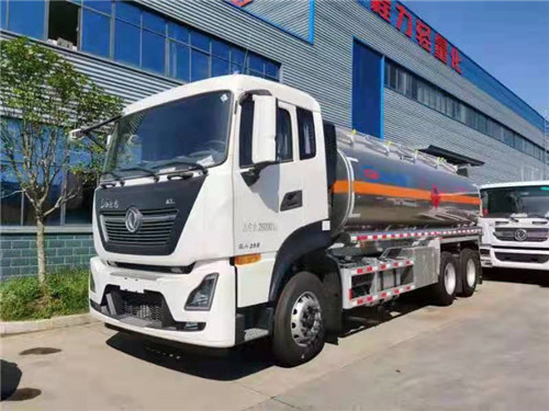 國六東天龍小三軸距鋁合金油罐車現貨危貨，目前程力公告已出