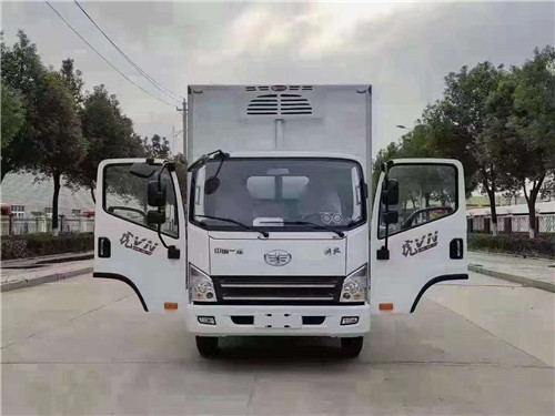 解放國六4.2米藍牌冷藏車，冷藏車專用底盤，整車不超重