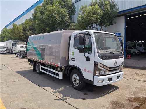 國六東風小多利卡護欄清洗車現車一臺