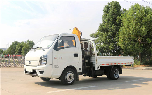 唐駿國六藍牌隨車吊，藍牌微型隨車吊的領導者