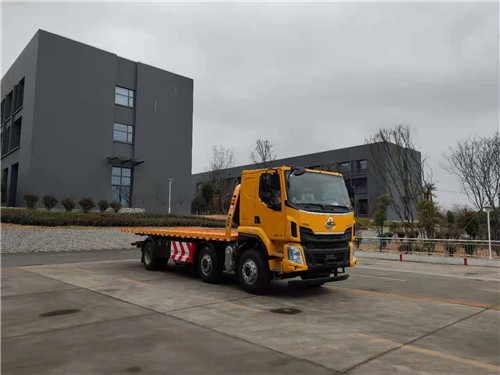 國六東風柳汽H5小三軸清障車匹配玉柴270馬力發動機圖片參數介紹