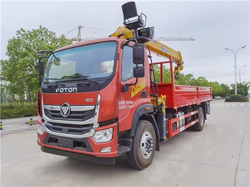 國(guó)六?福田奧鈴6.1米/6.2米隨車吊選裝6.3-8噸吊機(jī)，選裝后支腿，營(yíng)運(yùn)公告環(huán)保公告齊全