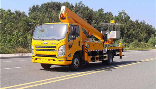 江鈴凱銳可做22米--25米黃牌伸縮臂高空作業(yè)車(chē)技術(shù)參數(shù)