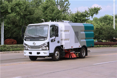 東風小多利卡國六洗掃車圖片參數介紹