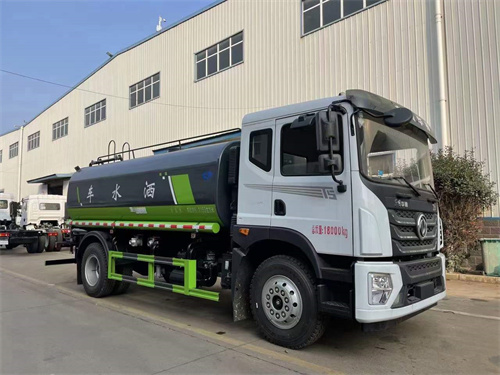 國六東風T5綠化噴灑車罐體容積15方圖片參數介紹