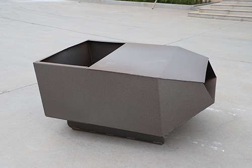 水泥料斗，使用時更方便，防止水泥的浪費。