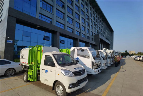 進入4月中旬，程力環衛一廠批量發車絡繹不絕。