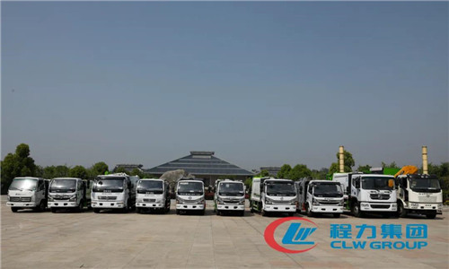  程力吊裝壓縮垃圾車專業廠，以科技創新為先導，吊裝壓縮垃圾車系列產品一舉成為網紅產品。