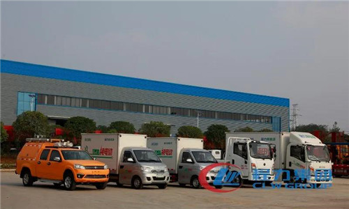 程力新能源醫用冷鏈專用車和電源搶險車一車難求。