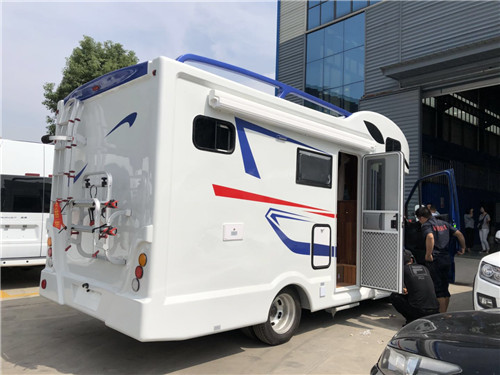 依維柯C型歐勝旅居房車，是實現(xiàn)您 “生活中旅行，旅行中生活”的車型 (8).jpg