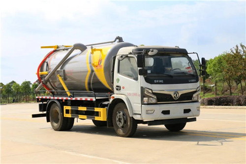 東風大福瑞卡國六9m3吸污車 (5).jpg