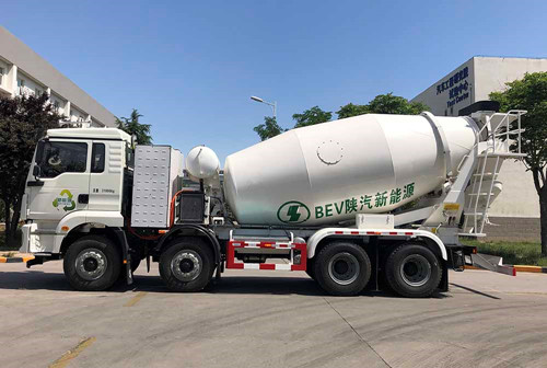 德龍新M3000 8×4純電動(dòng)攪拌車(chē) (2).jpg