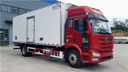 國六解放J6L精英版7.5米冷藏車，10噸國六冷藏車