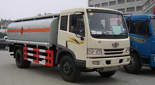 解放單橋化工液體運輸車