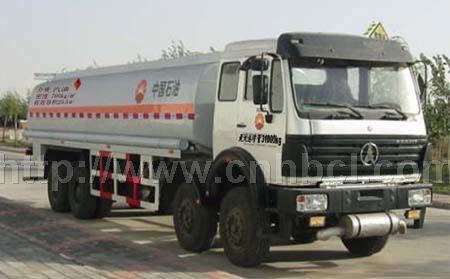 老款北奔前四后八天燃氣油罐車