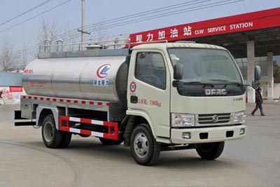 國(guó)五東風(fēng)奶罐車