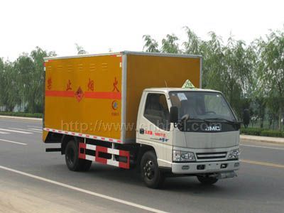 江鈴爆破器材運(yùn)輸車